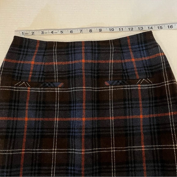 CAbi Women’s Heritage Plaid Pleated Ruffle Hem Preppy Wool Blend Skirt Size 6 - Picture 9 of 11